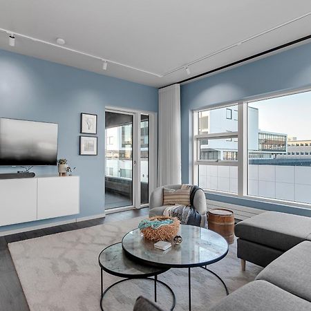Sunny Central Reykjavik Apartment - Harbour View Екстериор снимка
